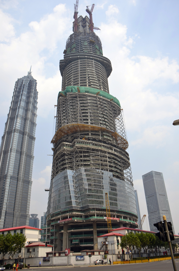 Shanghai Tower under construction