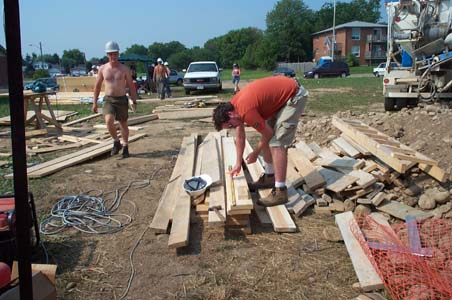 UWSA: Habitat for Humanity: Inge Build 2003